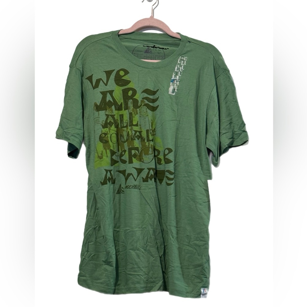 Wonderwall (S) Surf Utility Men’s Green Graphic Tshirt Sz L Water Wave Board NWT